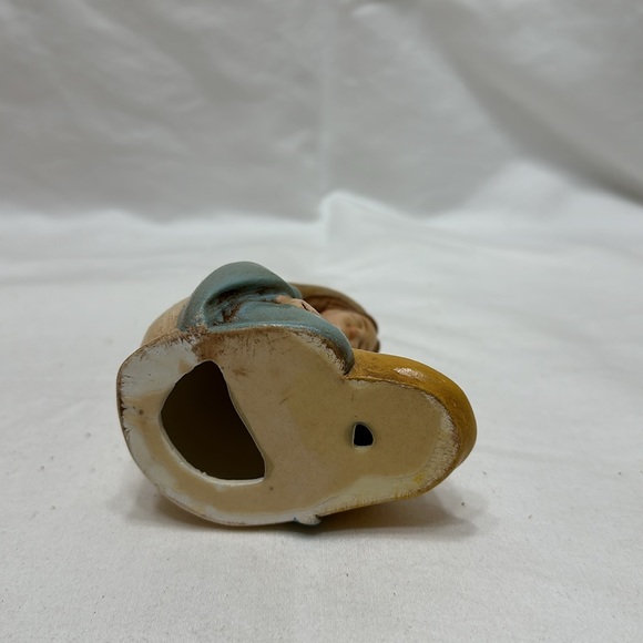 Mary and baby Jesus statue - Picture 7 of 7